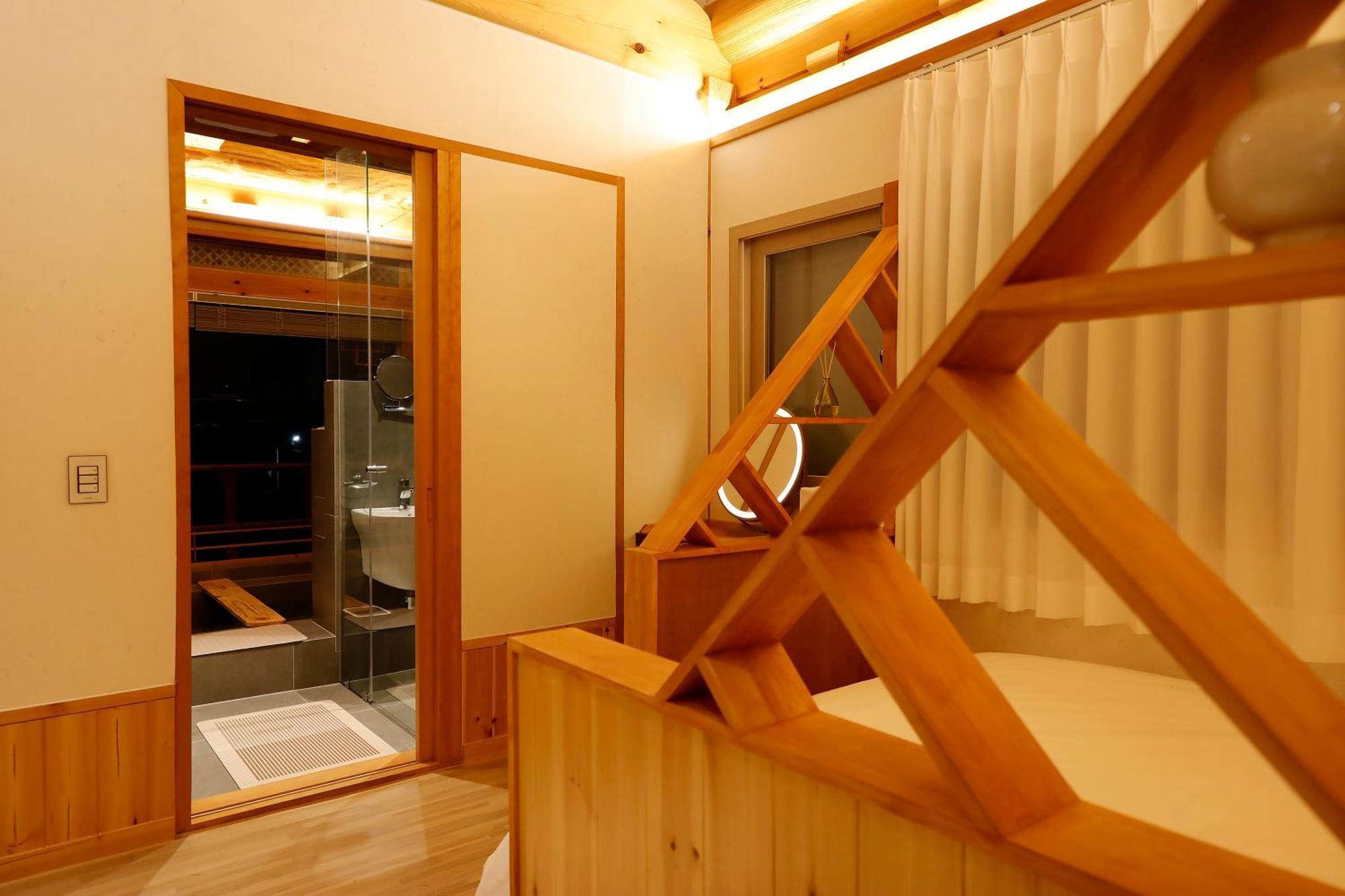 Hanok Stay Mokhyang Gyeongju Exterior foto