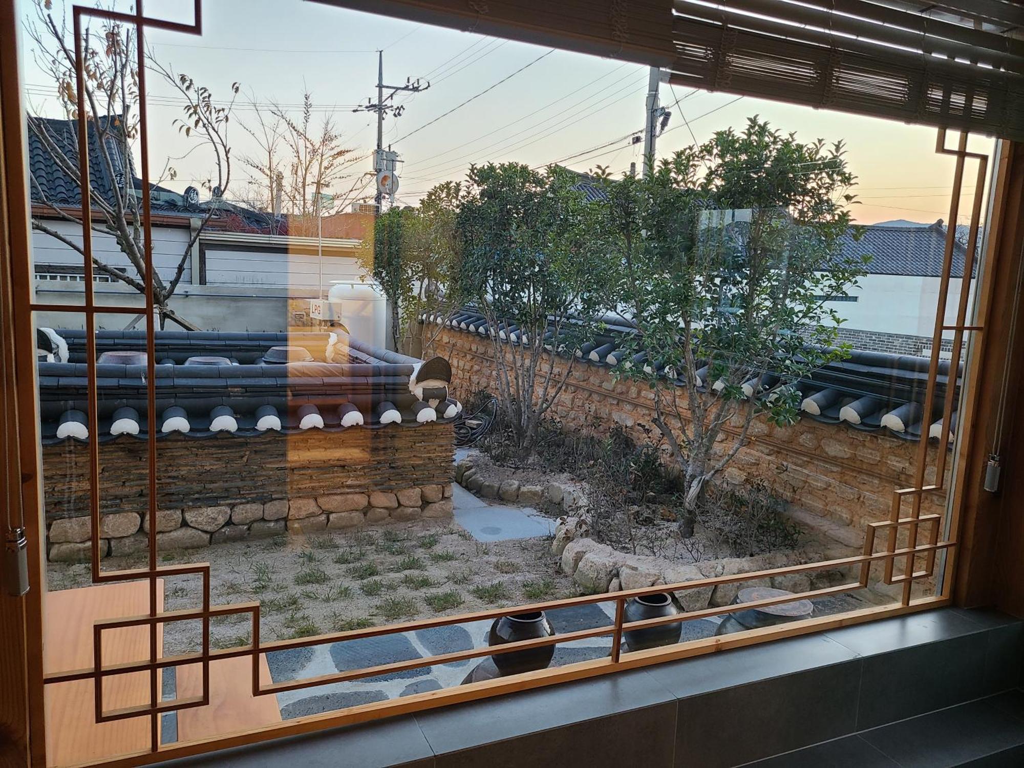 Hanok Stay Mokhyang Gyeongju Exterior foto