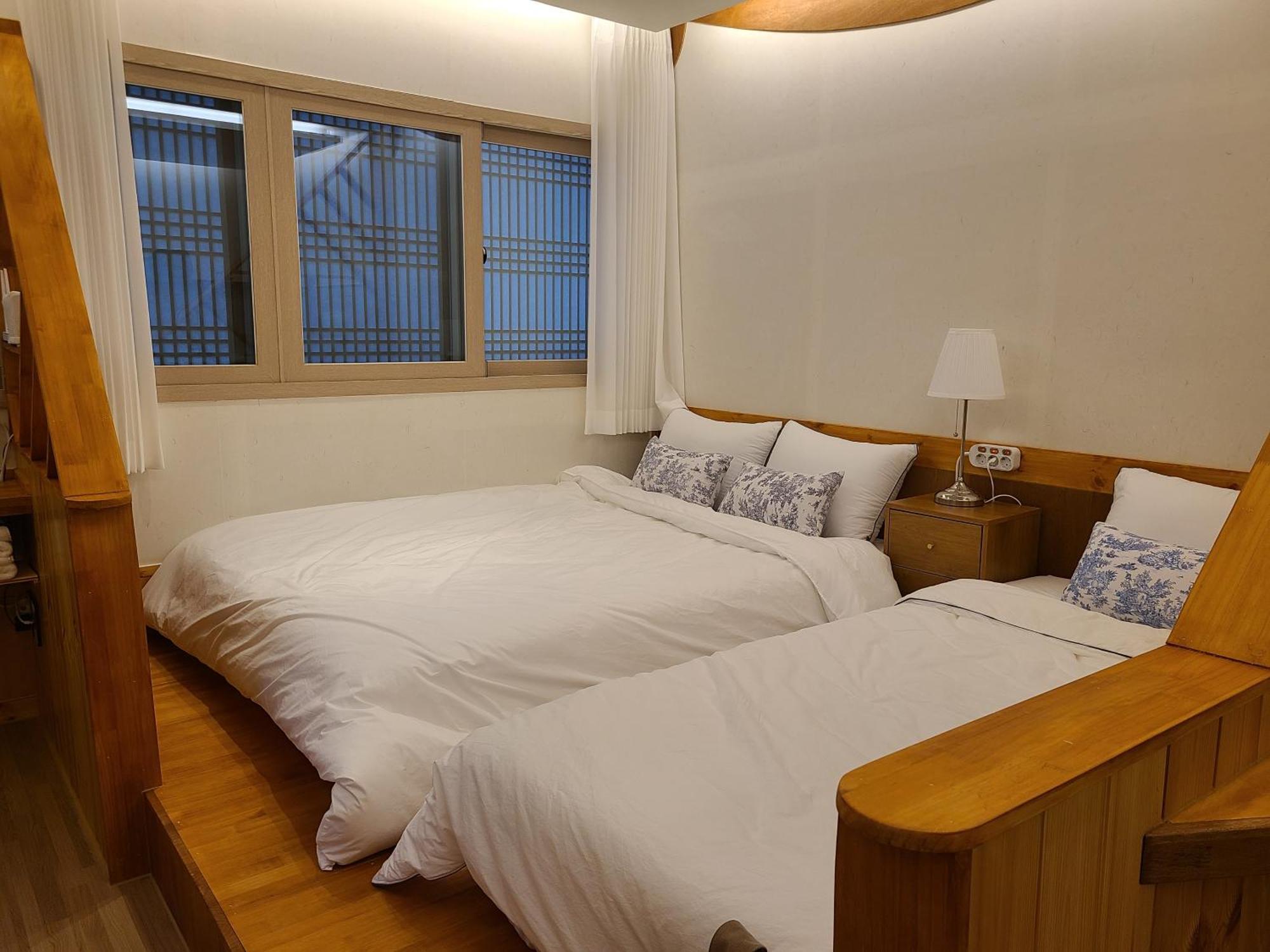Hanok Stay Mokhyang Gyeongju Exterior foto