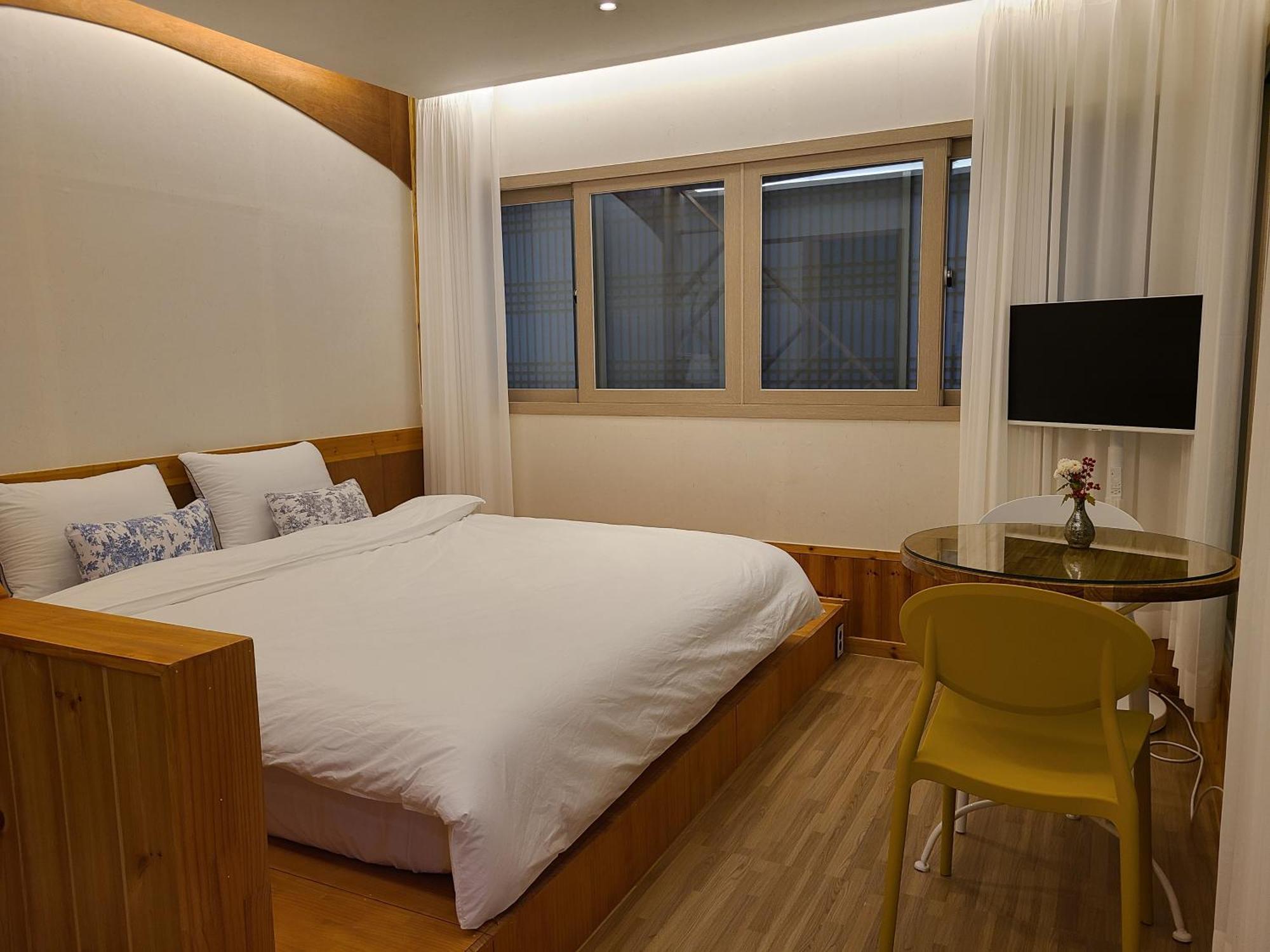 Hanok Stay Mokhyang Gyeongju Exterior foto